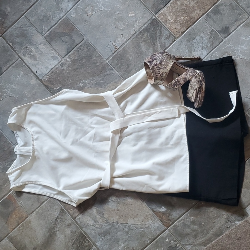 The "Swifty" BLACK skort✨️ - Picture 3 of 4